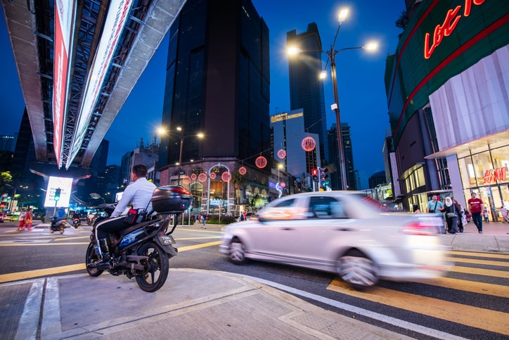 policeman-waiting-at-junction-aia-malaysia