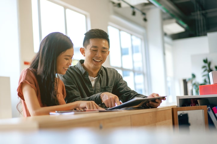couple-discussing-finances-aia-malaysia