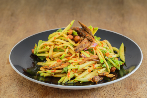 KHMER MANGO SALAD