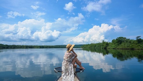 4 Rivers Floating Lodge