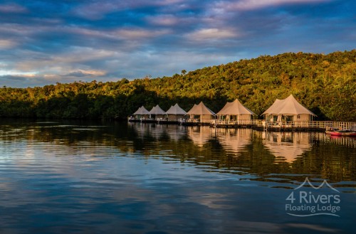 4 Rivers Floating Lodge