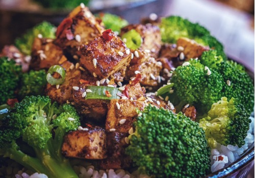 roasted-tofu-with-soy-sauce-broccoli-and-rice-aia-malaysia