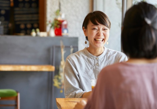 woman-chatting-with-friends-over-brunch-aia-malaysia