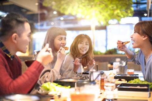 friends eating together