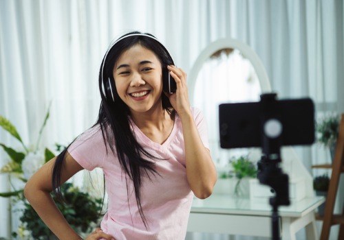 dancing-woman-video-recording-through-mobile-picture-aia-malaysia