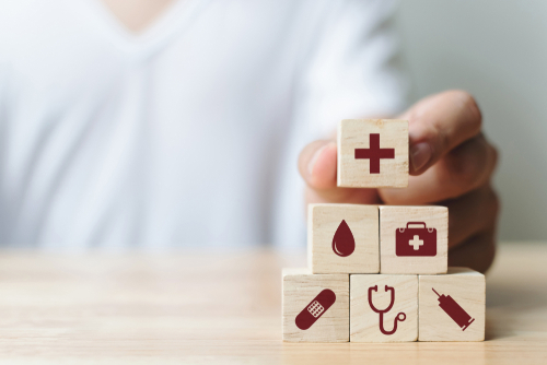 medical-icons-on-blocks